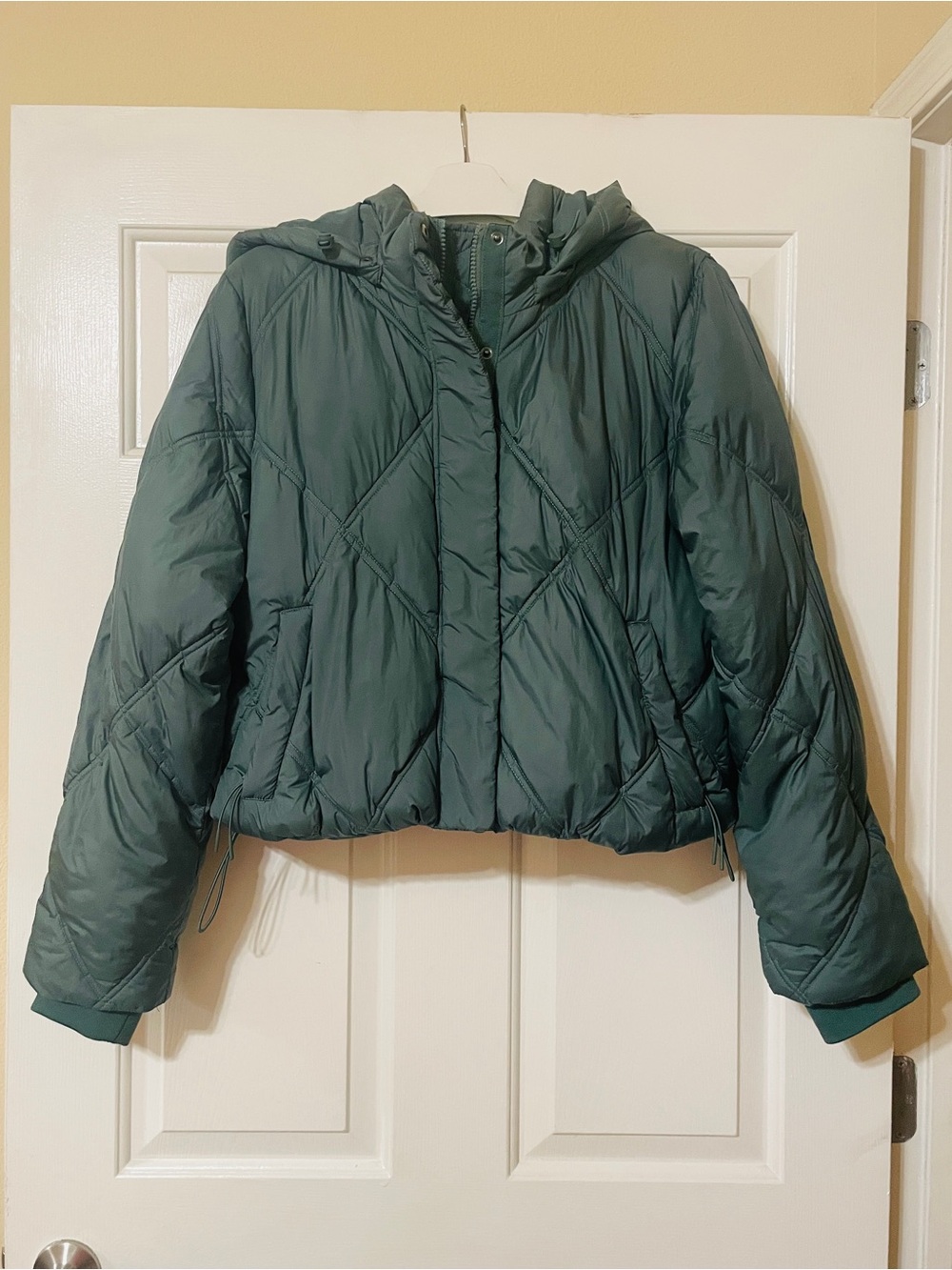 MOTHER Diamond-Quilt Hooded Puffer Jacket Cotton On The mother Puffer Green Med - Picture 4 of 10